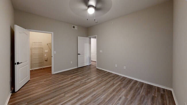 Interior Photo - Red Stone Ranch
