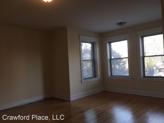 Building Photo - 4128 N Pulaski Rd
