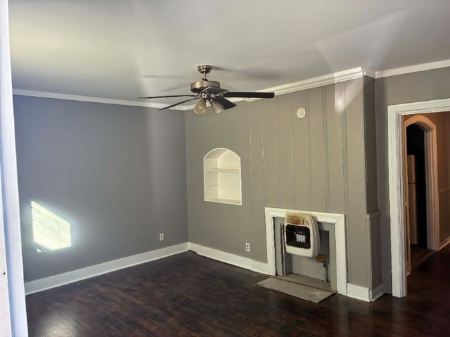 Building Photo - 1903-1905 S Booker St