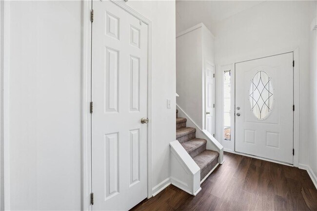 Building Photo - 3453 Cameo Ct