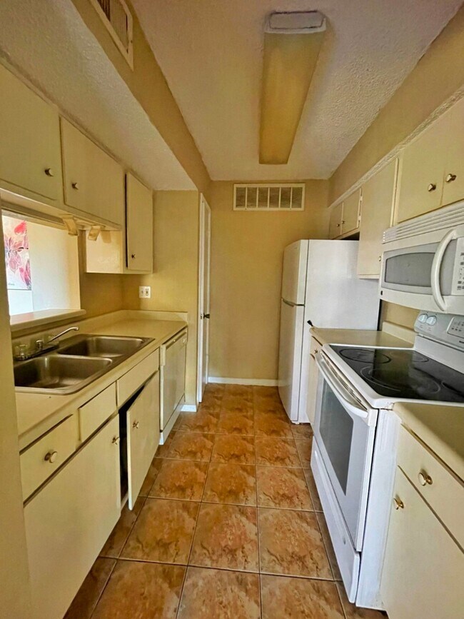 Foto del edificio - 2800 Jeanetta St