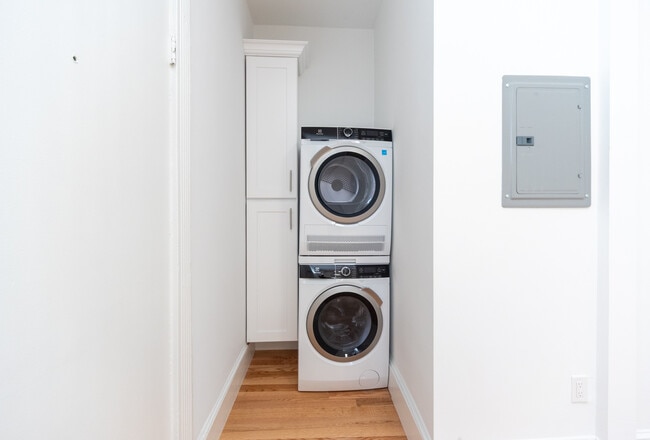 Foto del edificio - 149 Hemenway St