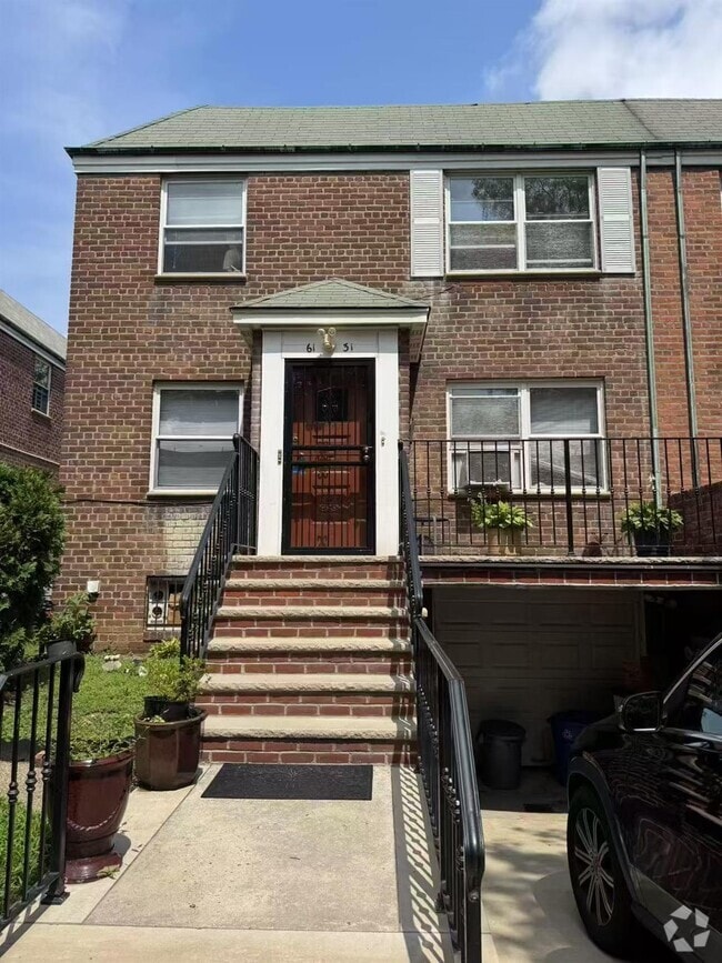 Building Photo - 61-31 185th St