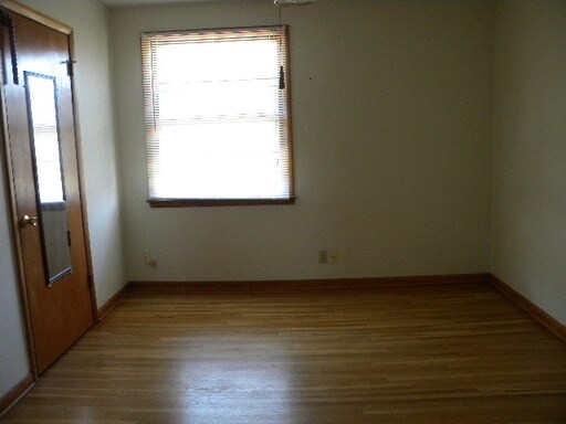 Building Photo - 391 Wimpole Dr