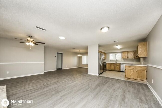 Foto del edificio - 4822 Gifford Blvd, Orlando, FL 32821