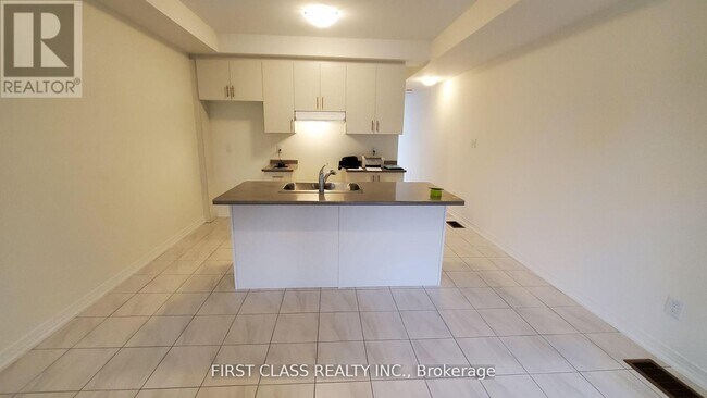 Building Photo - 55 Carneros Wy