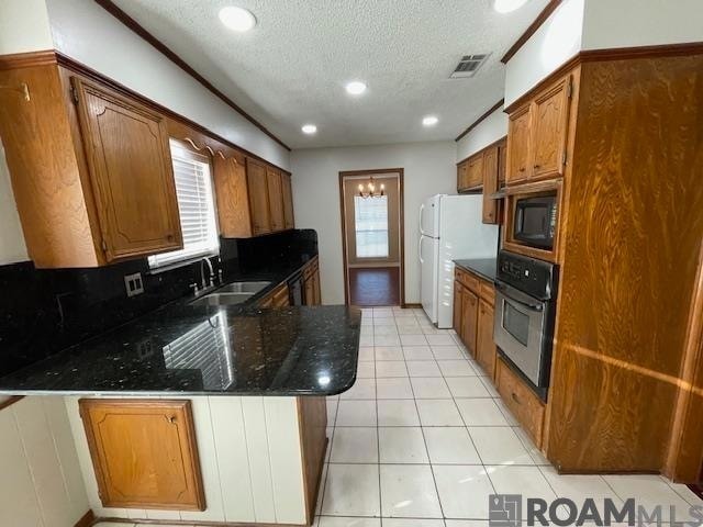 Foto del edificio - 15016 Lynbrook Dr