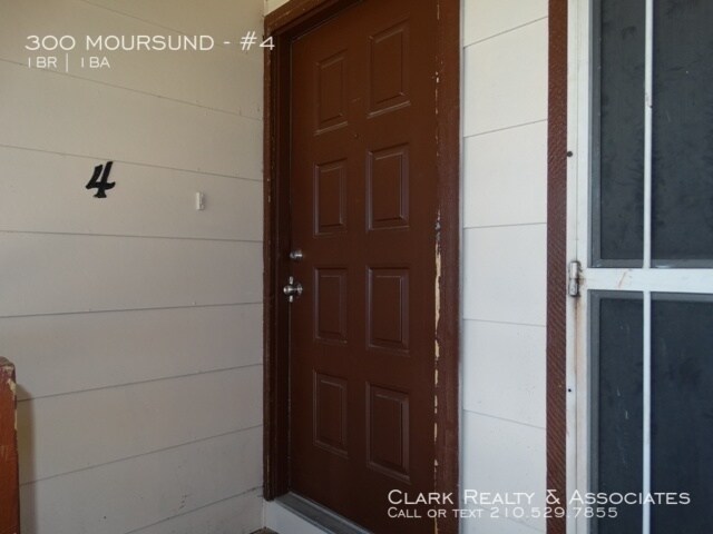 Foto del edificio - 300 Moursund Blvd. #4, San Antonio, TX. 78221