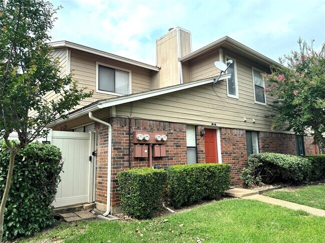 Foto del edificio - 2240 Tarpley Rd