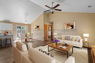 Building Photo - 8920 Torrey Ln