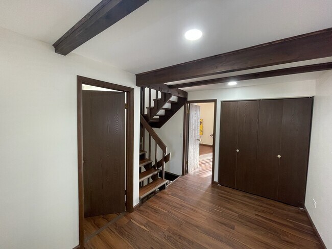 Foto del edificio - 149 Forest Ave