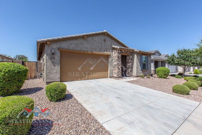 Building Photo - 16264 W Canterbury Dr