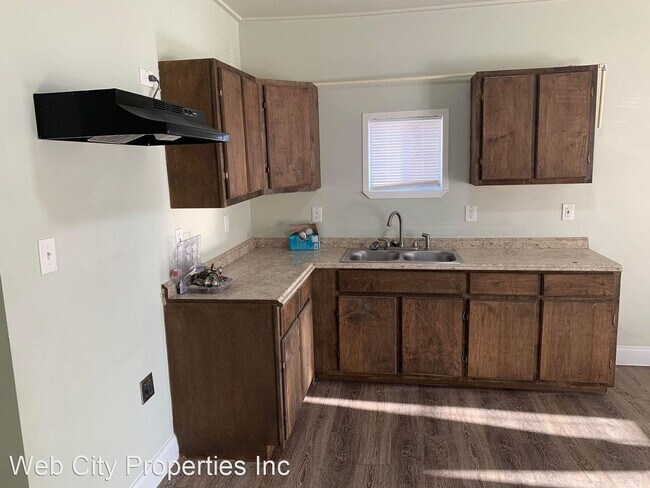 Building Photo - 3 br, 2 bath House - 3608 Holmes St
