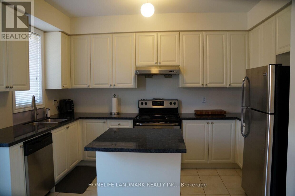 Building Photo - 48 Mack Clement Ln