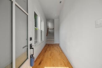 Building Photo - 1234 E 23rd St