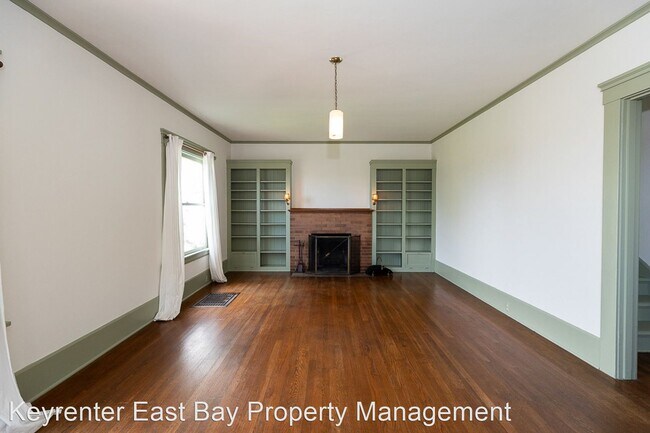 Foto del edificio - 3 br, 1.5 bath House - 1062 Mariposa Ave