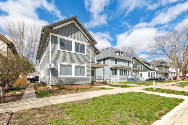 Foto del edificio - 26 6th St NW