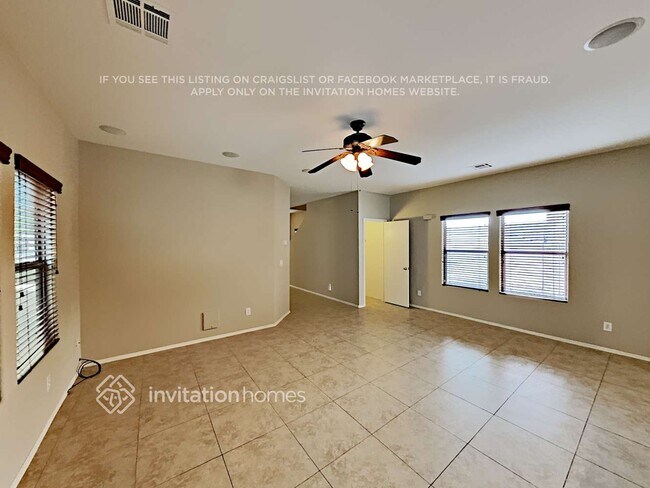 Foto del edificio - 21110 E Duncan St