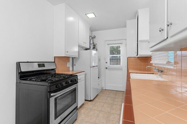 Foto del edificio - 3312 2nd St