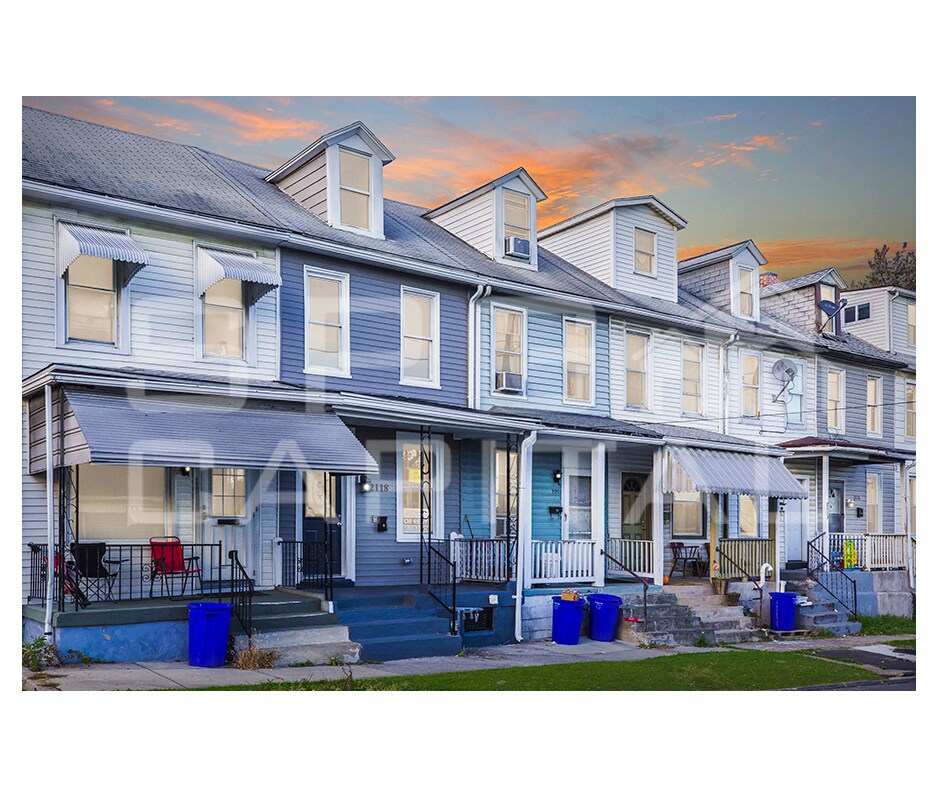 Foto principal - 2118 Greenwood St
