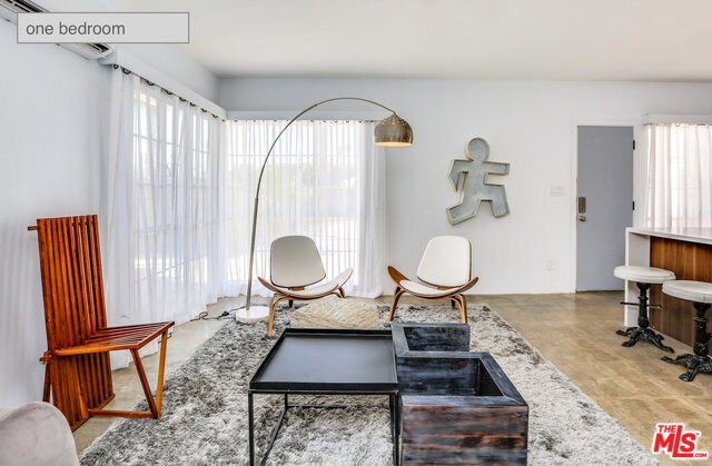 Foto del edificio - 569 S Mountain View Dr