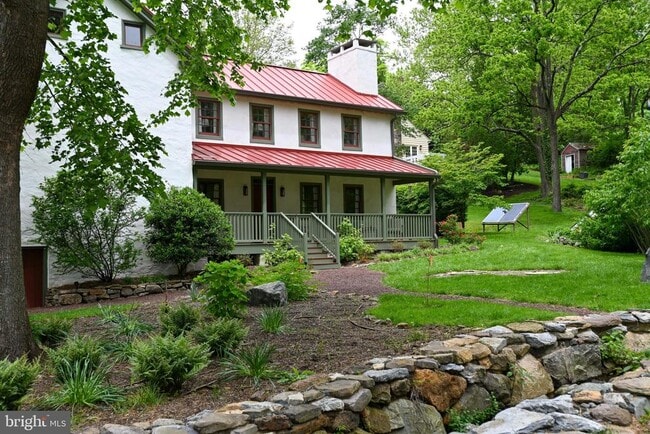 Building Photo - 1451 Old Ridge Rd