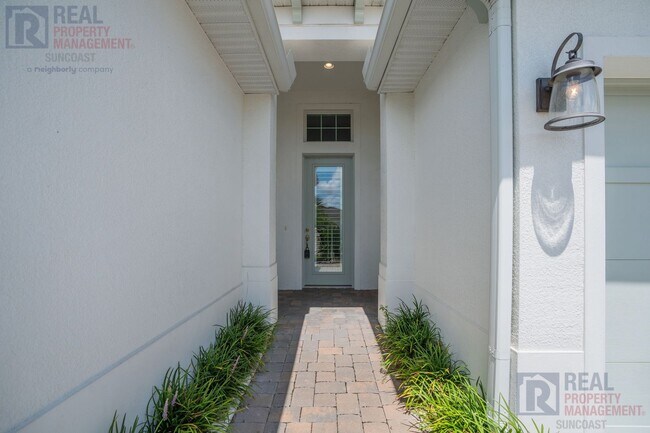 Foto del edificio - 7745 Sandhill Lake Dr