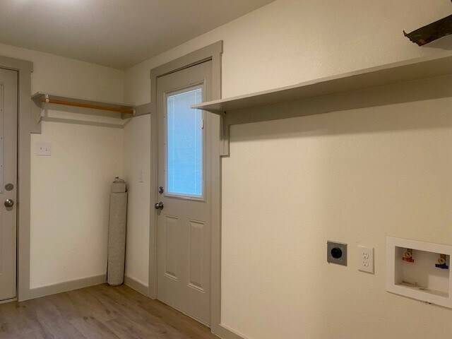 Foto del edificio - 904 W Live Oak St