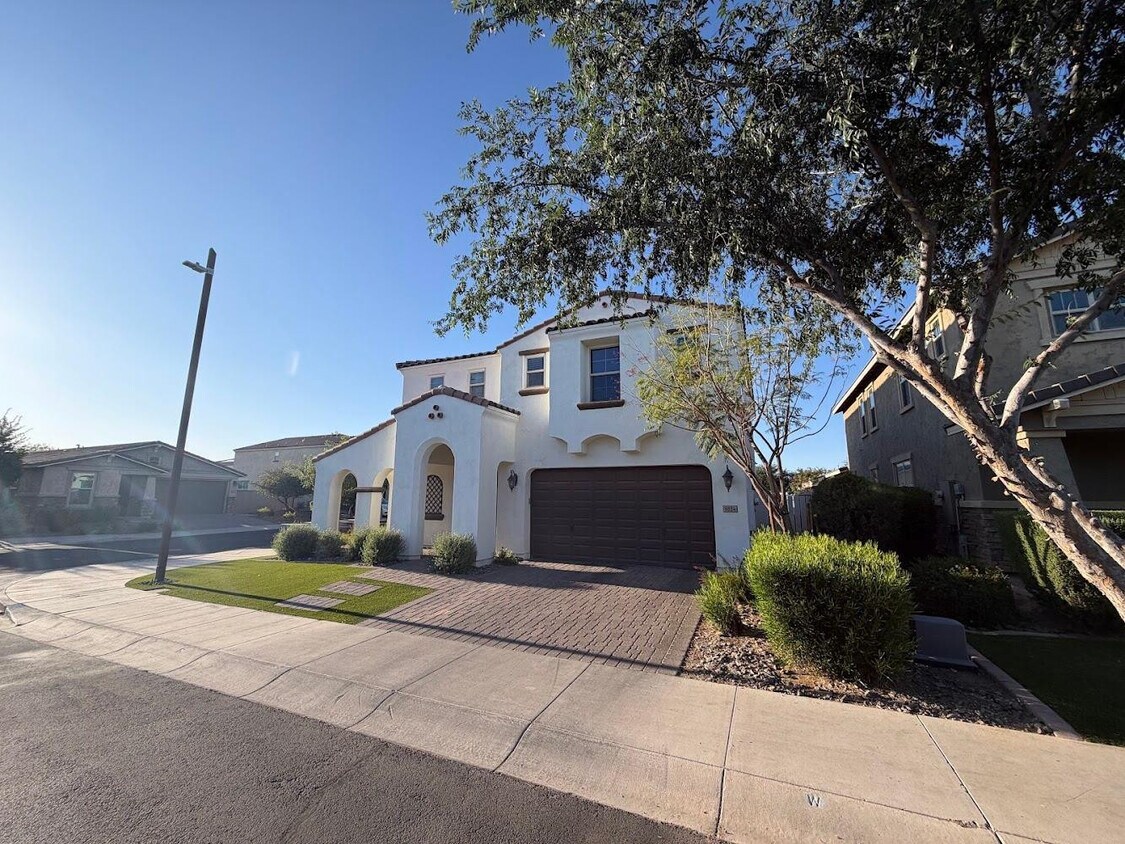 Foto del edificio - 9854 E Tungsten Dr