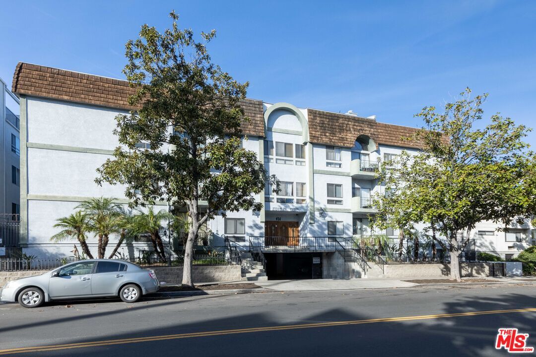 Primary Photo - 431 S Kingsley Dr