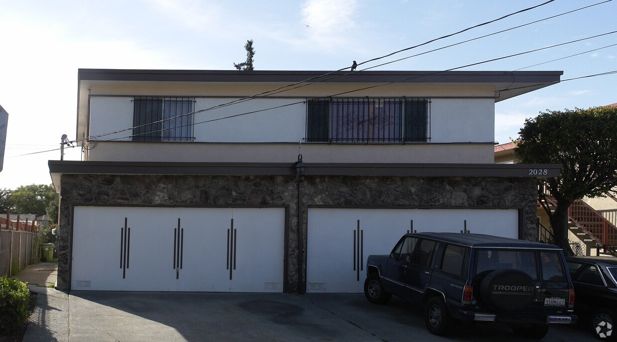 Primary Photo - 2028 81st Ave