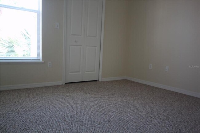 Foto del edificio - 5703 Legacy Crescent Pl