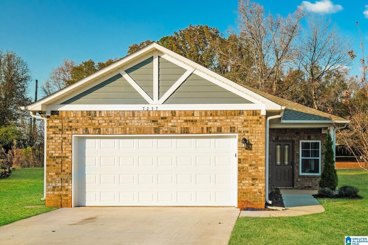 Foto principal - 7257 Owen Park Cir