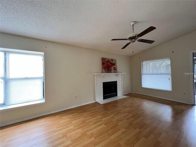 Foto del edificio - 4015 Angel Oak Ct