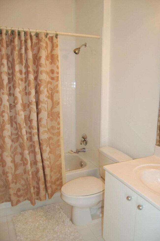 Foto del edificio - 332 Atlantic Grove Way