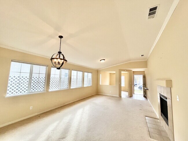 Foto del edificio - North Merced: $2179 3 Bedroom 2 Bathroom p...