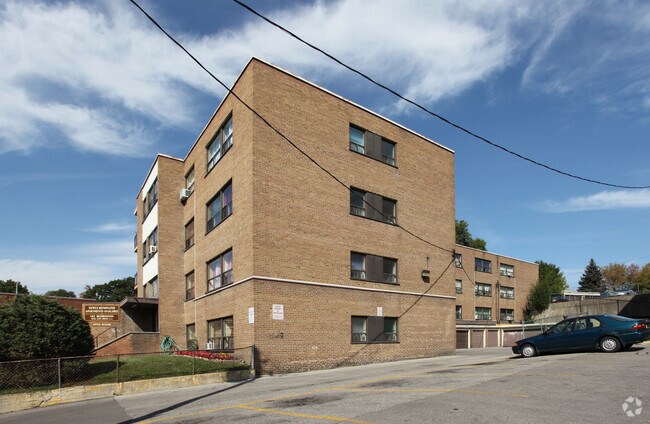 Foto principal - 40-80 Clearview Hts