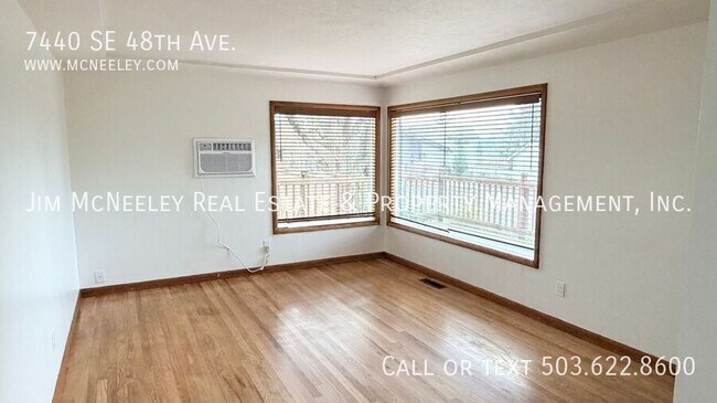 Building Photo - 7440 SE 48th Av