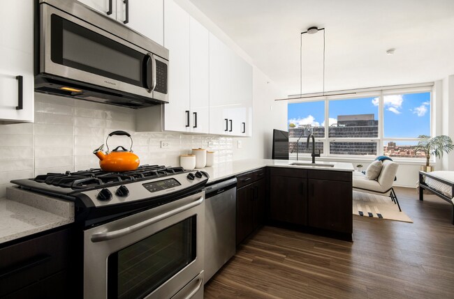 Foto del edificio - 779 W Adams St