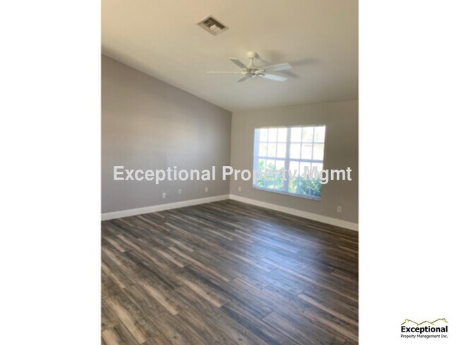 Building Photo - Coming in July! Upgraded 3 Bedroom 2 Bath ...