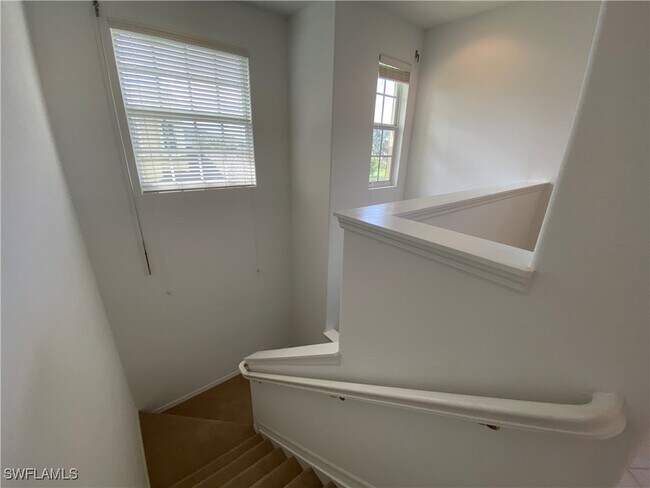 Building Photo - 14726 Calusa Palms Dr