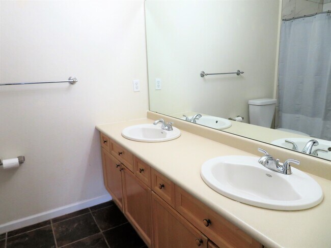 Foto del edificio - 7394 S Alkire St