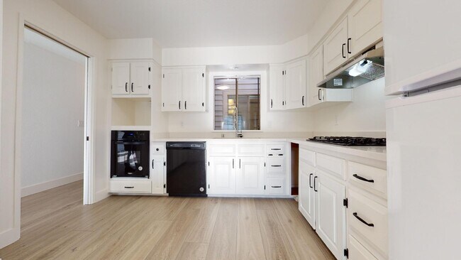 Foto del edificio - 662 23rd Ave