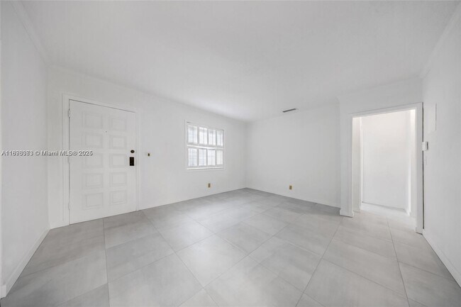 Foto del edificio - 3600 SW 26th St