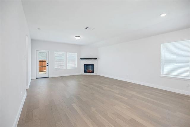 Building Photo - 3316 Riverlawn Dr