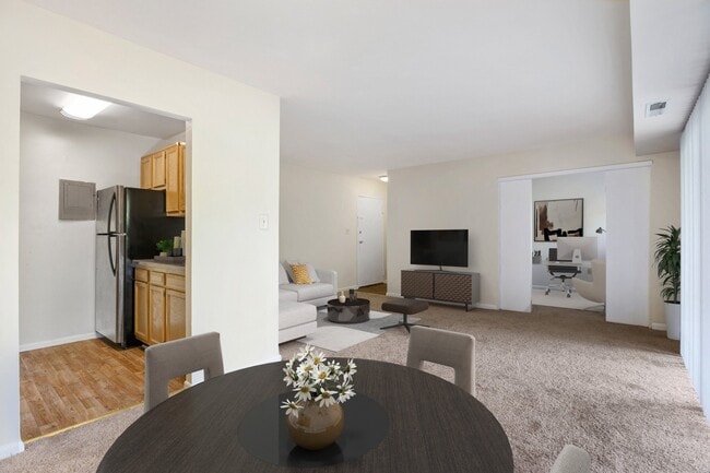 Foto del edificio - Holly Spring Owner