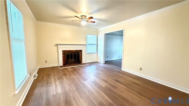 Foto del edificio - 11625 Chester Station Dr