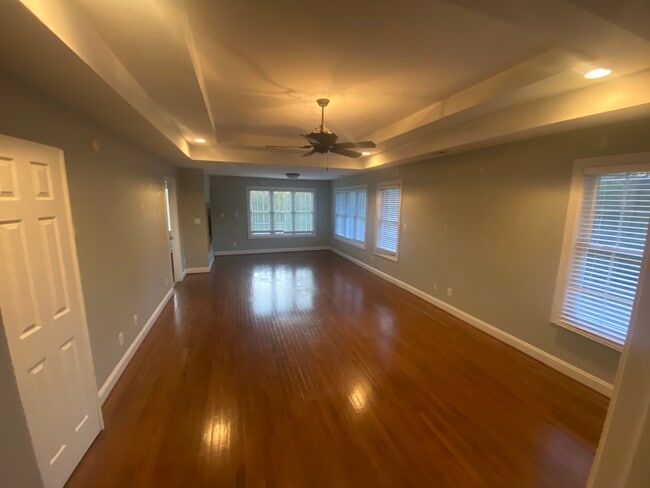 Foto del edificio - 100 Beacon Hill Pl