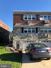 Building Photo - 9317 Cottage St