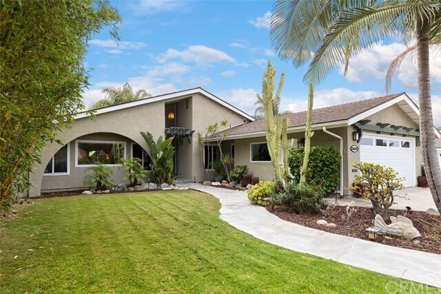 Building Photo - 33122 Sea Lion Dr